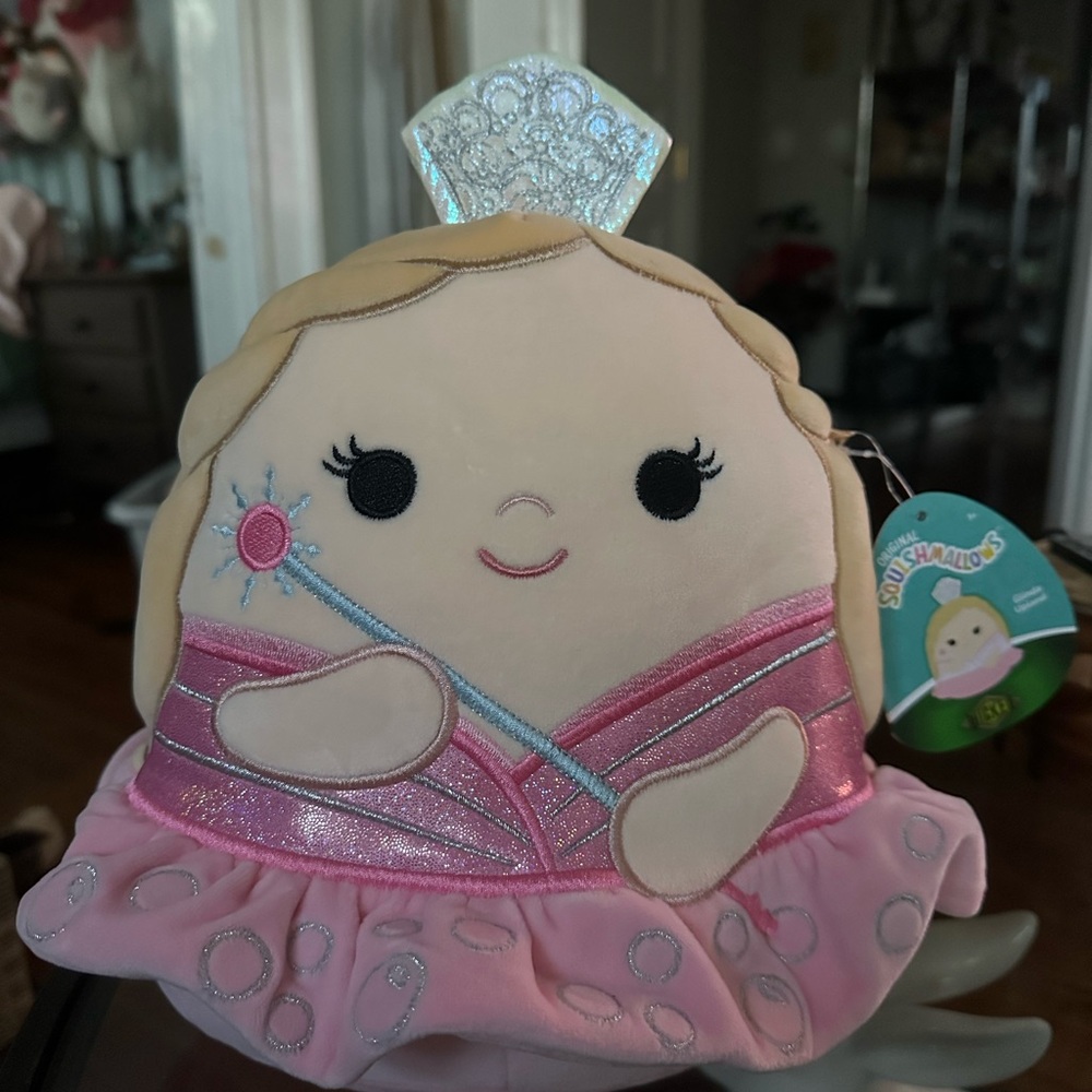 Squishmallows Blonde Pink Glinda Upland Plush Toy